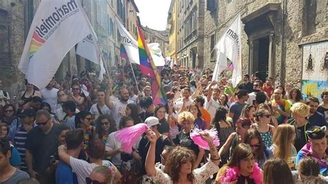 perugia bakeca gay|Gay Perugia: tutti gli annunci